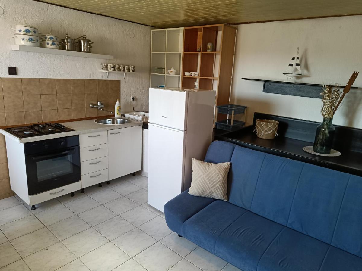Apartments Luka Tisno Extérieur photo